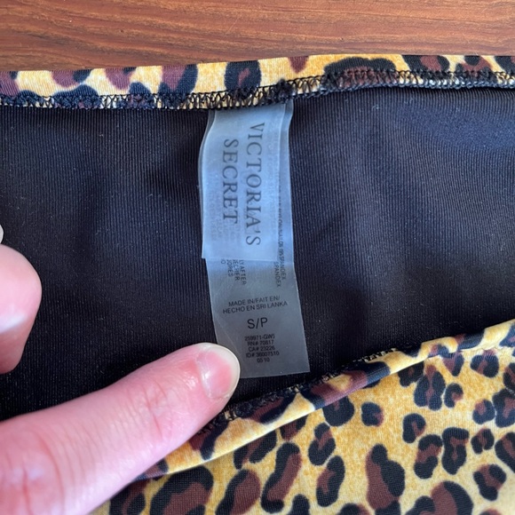 Victoria’s Secret size small cheetah bikini swim suit - Picture 4 of 4